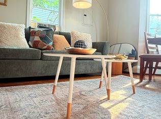 91 Oakland Ave APT 1, Providence, RI 02908