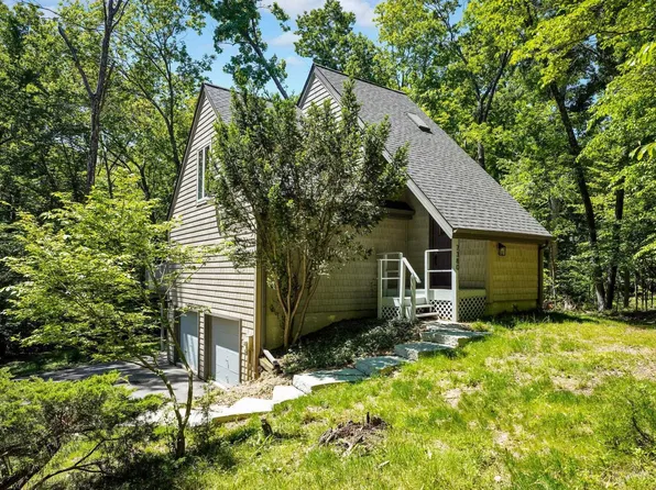 7380 E Salt Creek Dr, Bloomington, IN 47401