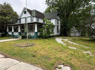 1202 Wall St, Galena, KS 66739