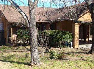 2402 Berkett Dr #B, Austin, TX 78745