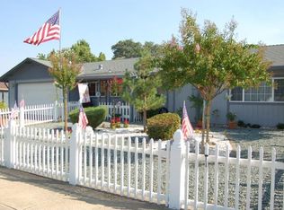 443 Woodhill Dr, Redding, CA 96003