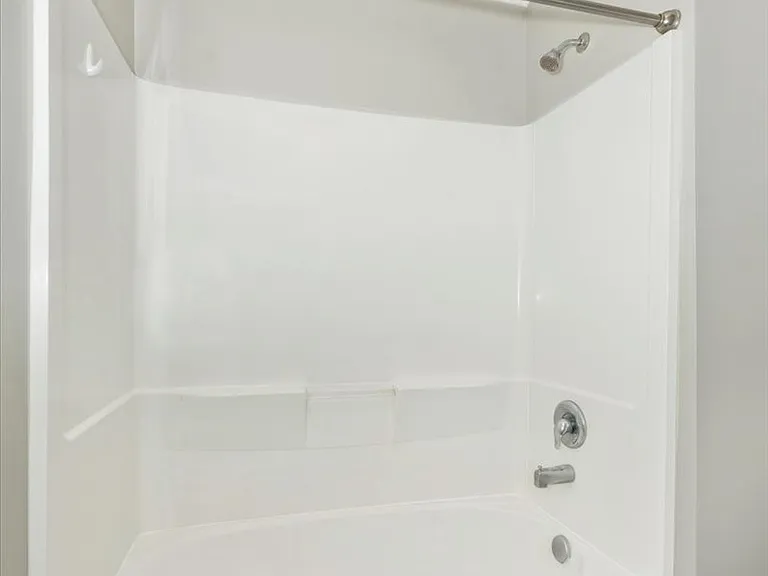 42 Eakins Ln — Photo 7