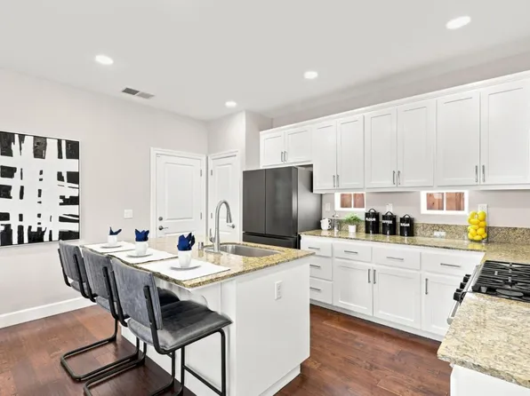 5393 Chesbro Ave, San Jose, CA 95123