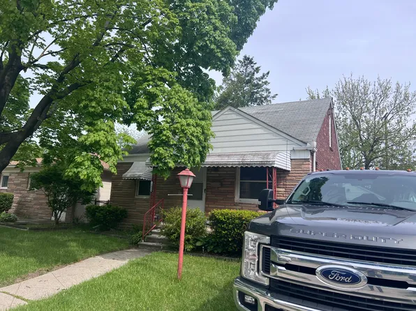 18099 Rosetta Ave, Eastpointe, MI 48021