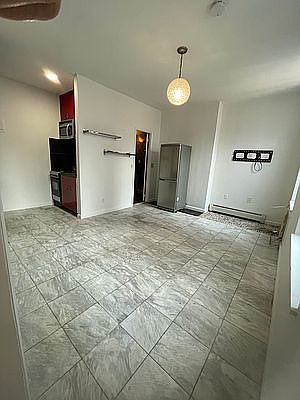 1st image of 29 Oliver St APT 4R