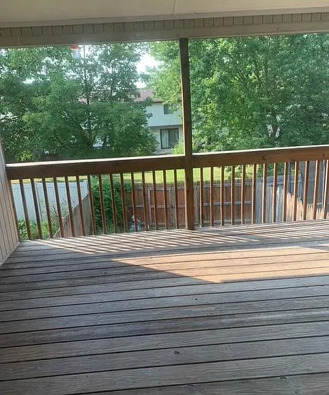 142 Bellwood Ct — Photo 8