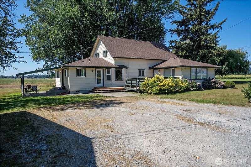 3rd image of 4927 Jones Road