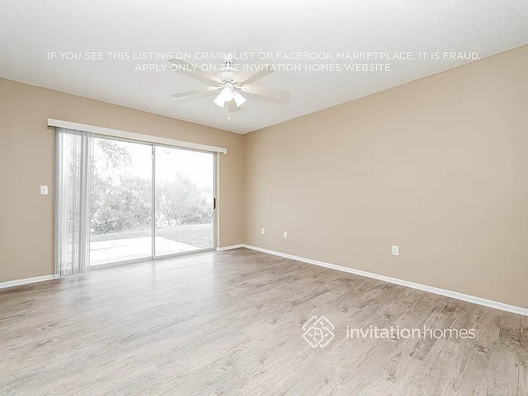 1202 Barmere Ln — Photo 9