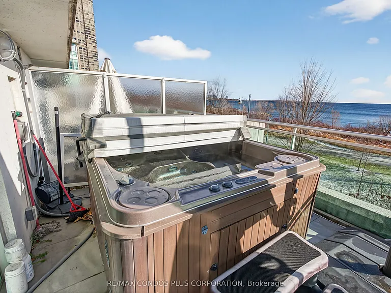 5 Marine Parade Dr #Townhouse 125 — Photo 34