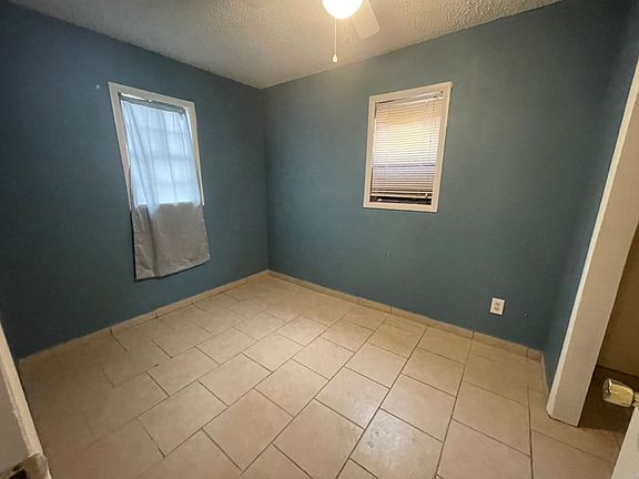 4th image of 706 Alvarado St