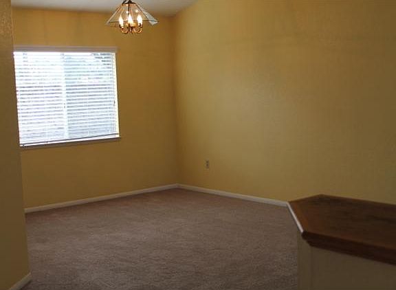 5th image of 1401 El Cielo Ln