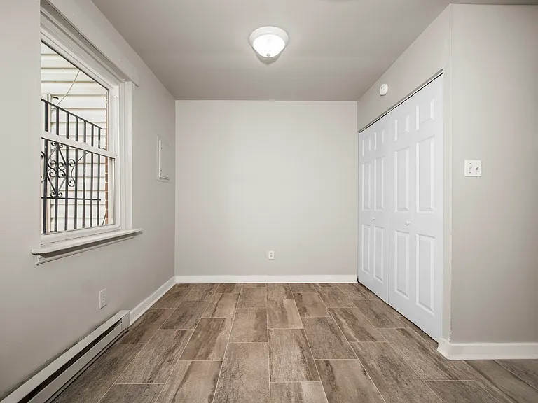 1331 Minefee St — Photo 12