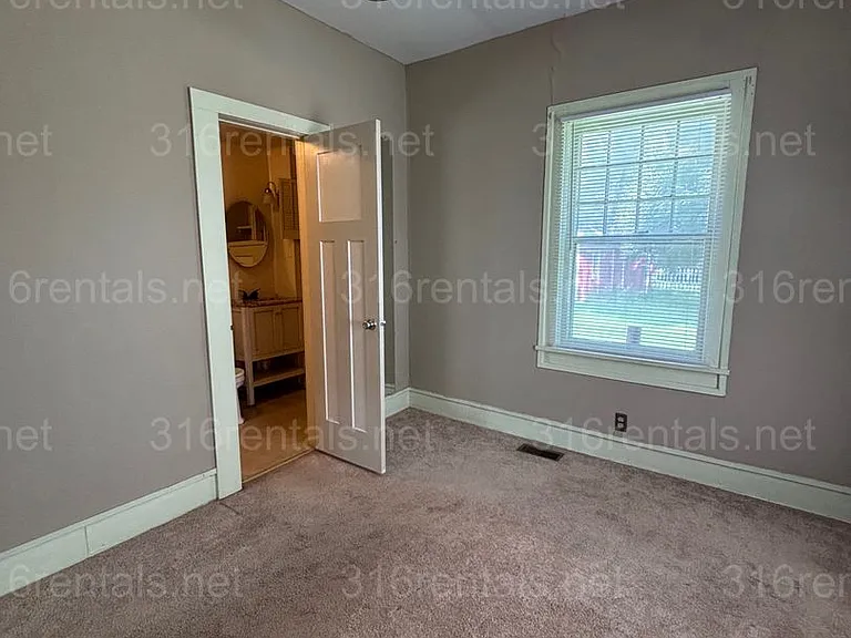 1014 W 2nd Ave — Photo 7