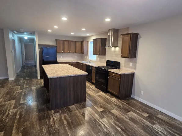 4414 Willow, Kalamazoo, MI 49009