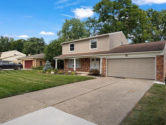 4th image of 30130 Woodgate Dr