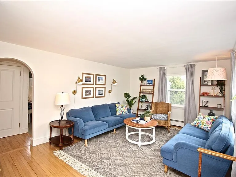 139 Coggeshall Ave — Photo 9