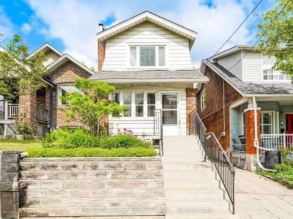 31 Woodmount Ave, Toronto, ON M4C 3X6