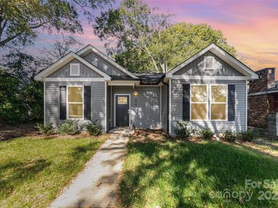 204 E Page Ave, Gastonia, NC, 28052