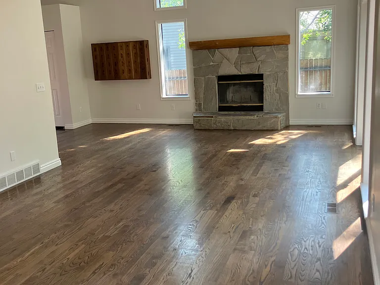 1327 W Quail Meadow Rd — Photo 4
