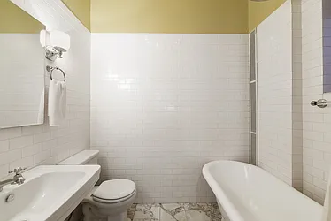 Rented by Nest Seekers International