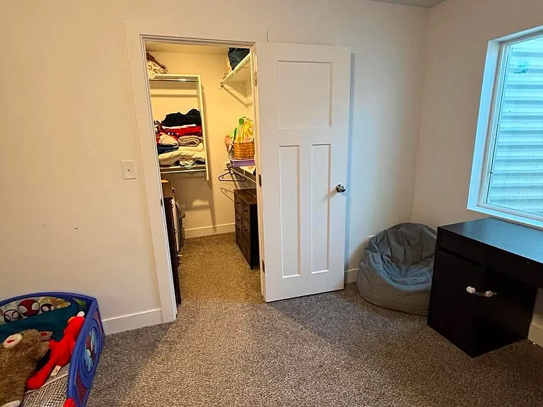 658 N Butte Ln #1 — Photo 14