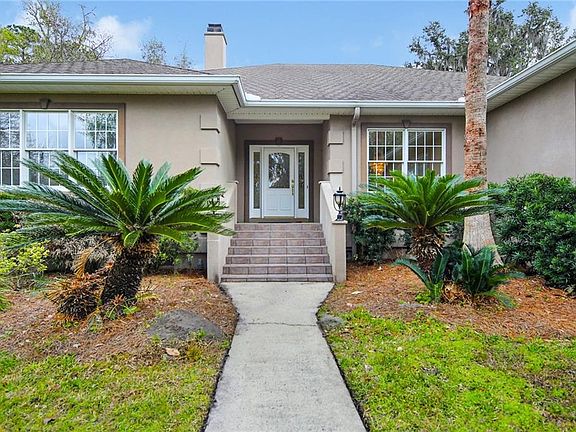 3rd image of 348 Oak Grove Island Dr