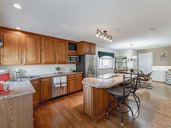 5th image of 5967 Ponderosa Ct