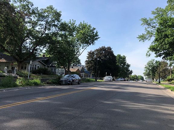 4th image of 3746 Penn Ave N
