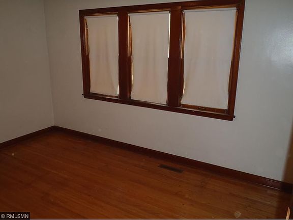 5th image of 854 Edmund Ave
