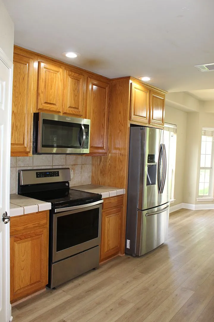 Ready for move in! — Photo 3