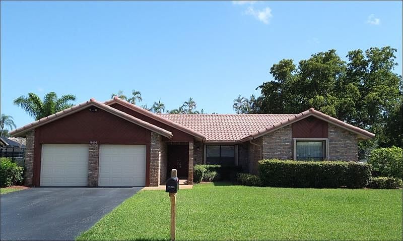1st image of 10896 NW 7th St