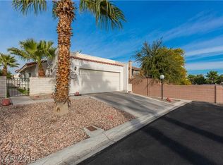 2538 Palace View Dr, Las Vegas, NV 89121