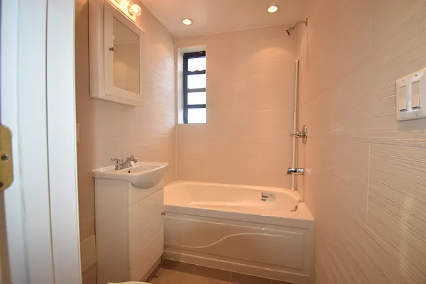 Rented by Ideal Properties Group | media 20