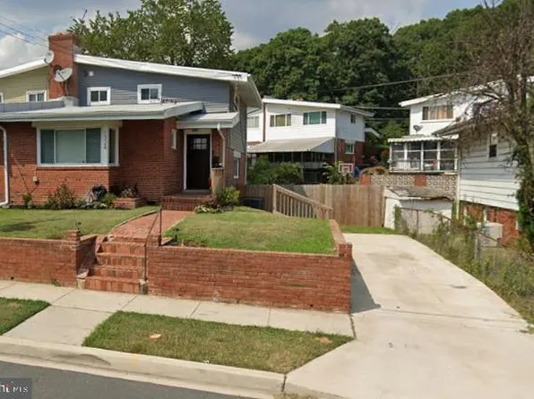 1324 Galloway St NE, Washington, DC 20017