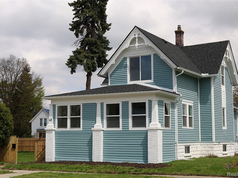 1st image of 43 Rathbone St S