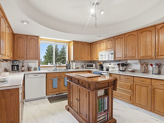 4th image of 1307 Township Rd #510