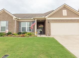 1009 Mayhaw Ln, Hendersonville, TN 37075