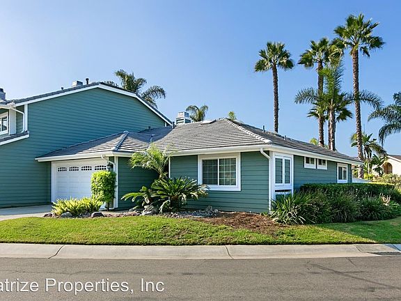 3rd image of 450 Summer View Cir
