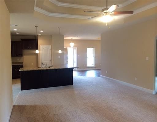 5th image of 13004 Franklin Ct