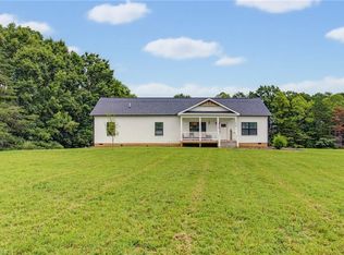 1500 Slate Rd, King, NC 27021