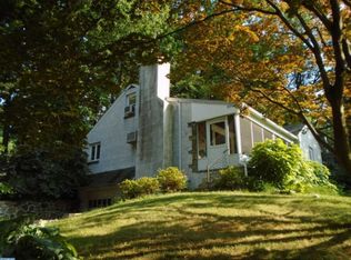 210 Pine Dr, Phoenixville, PA 19460