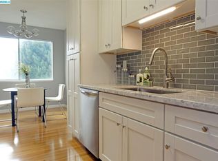 666 Oakland Ave APT 203, Oakland, CA 94611