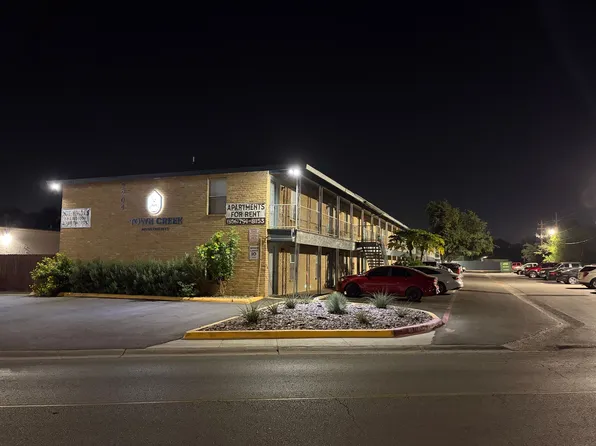 Town Creek Apartments