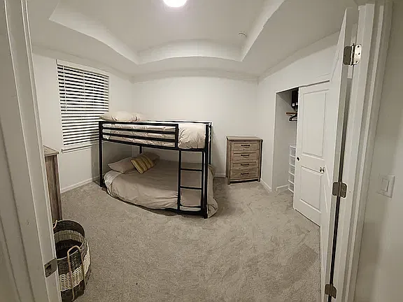 3 bed, 1877 sqft, $2,650 — Photo 4
