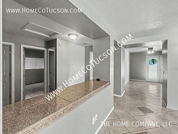 4th image of 2755 E Liverpool Dr
