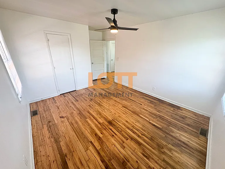 1009 Hampton Ave #4 — Photo 7