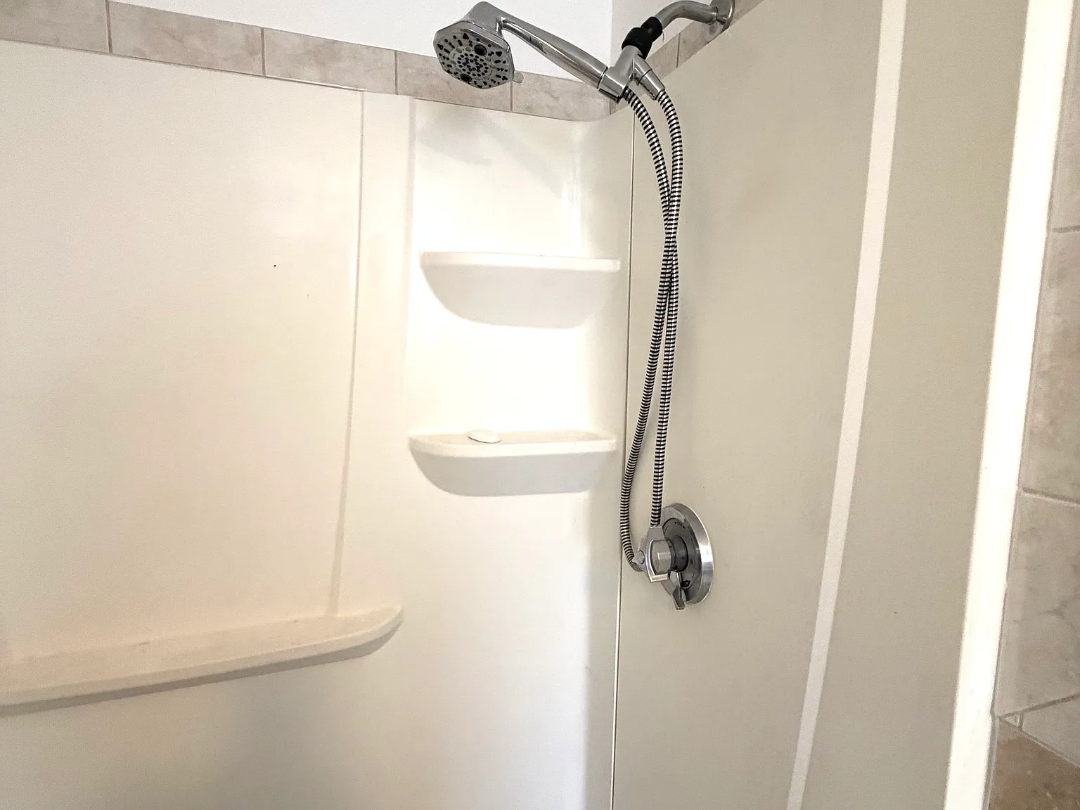 1 bed, $1,950 — Photo 3
