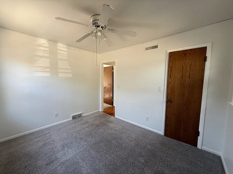 3032 NW 67th St — Photo 17