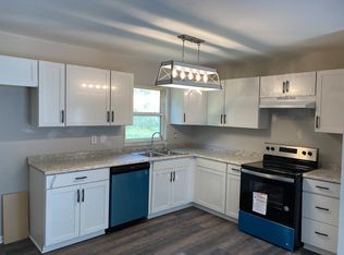 8118 Armstrong Ave, Kansas City, KS 66112