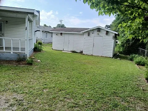 100 Frances St — Photo 16